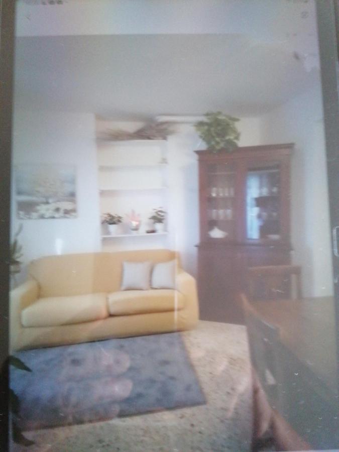Casa Silvio Apartment Тори дел Бенако Екстериор снимка
